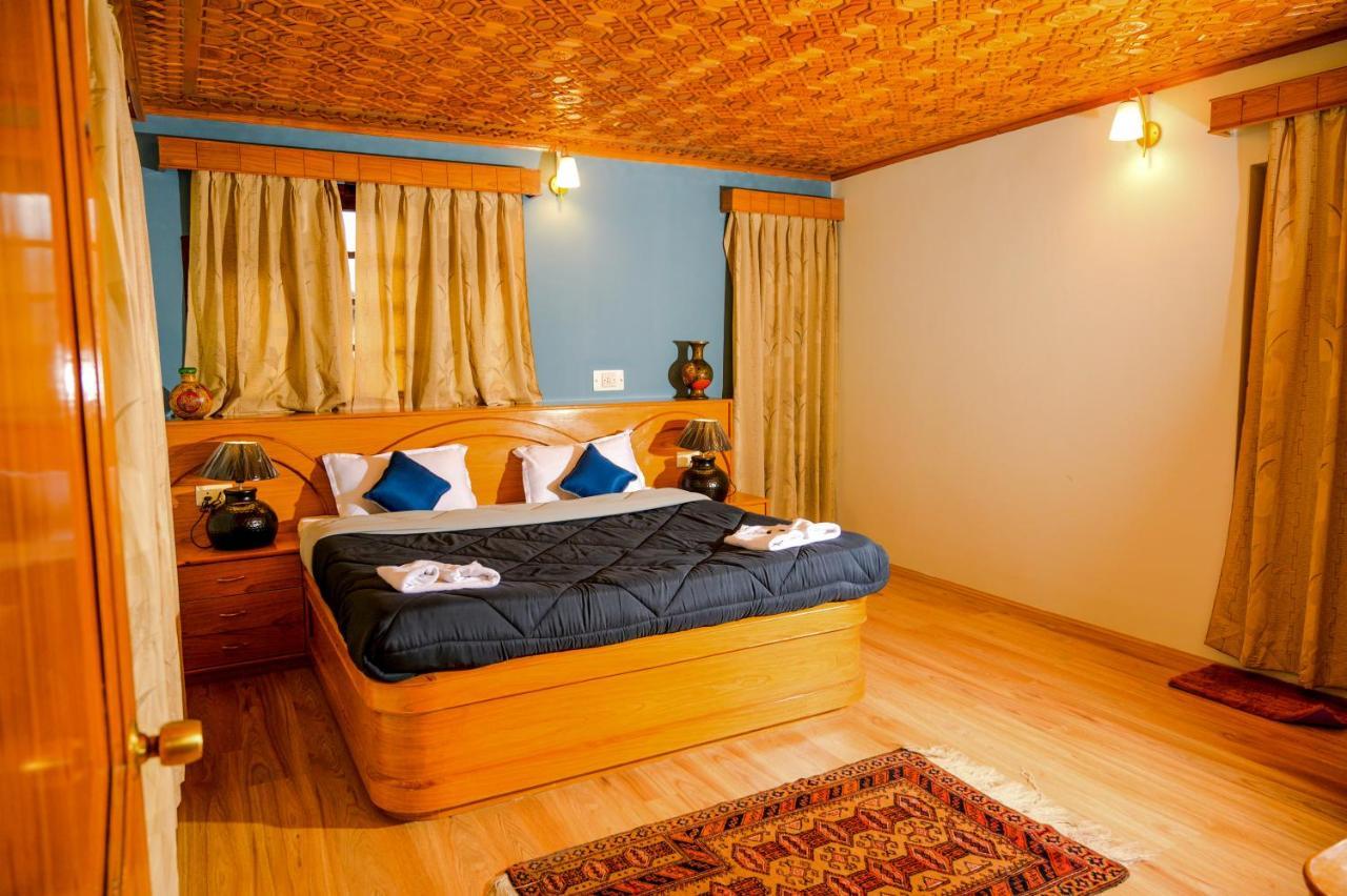 Hotel Peaceful Mornings Srinagar Εξωτερικό φωτογραφία